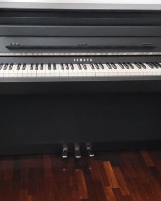 Pianoforte Yamaha Clavinova 585