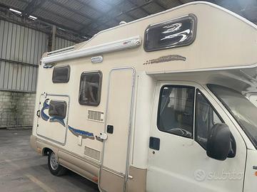 Rimor Sky 100 1,9 td 2001 6+6   5,9 metri