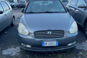 Hyundai accent del 2006 gasolio per esportazione