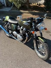 Triumph Thruxton 900