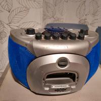 Radio cassette United