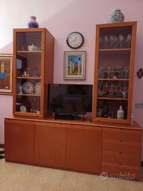 mobile soggiorno con vetrine