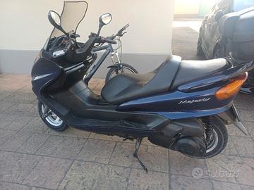 Yamaha Majesty 250