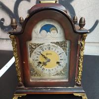 Orologio antico Geioes da tavolo meccanico in legn