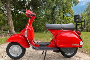 Vespa PX 125 E – completamente restaurata a nuovo,