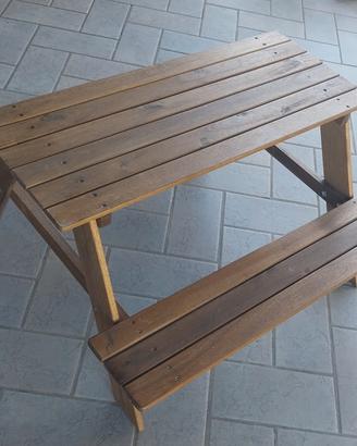 Tavolo con panche da esterno per bambini
