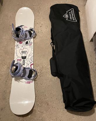 Snowboard Rough 147 + attacchi Nitro Raiden