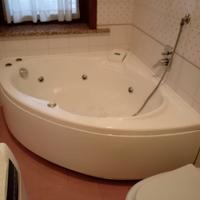 Vasca da bagno angolare