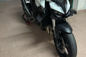 Honda hornet 1000 (2025)