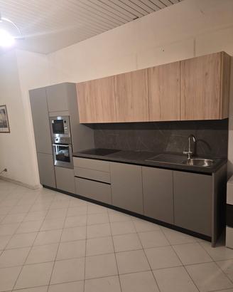 cucina completa di elettrodomestici MK 