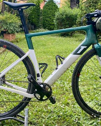3T Exploro Racemax