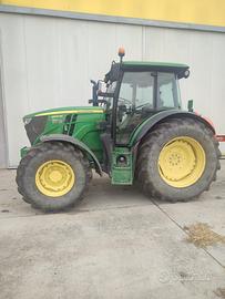 Trattore john deere 6105MC
