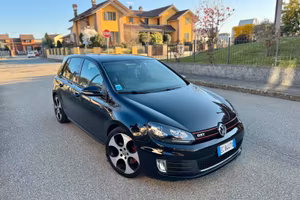 Volkswagen golf 6 GTI 211cv cambio Dsg