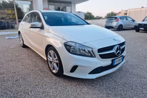 Mercedes-benz A 200 180 d Premium