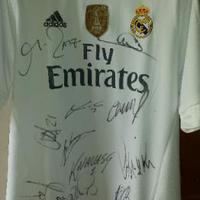 Maglietta Real Madrid con autografi nuova