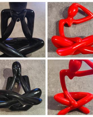 Statuette del Pensatore in plastica 
