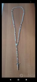 Collana rosario con pietre iridescenti 