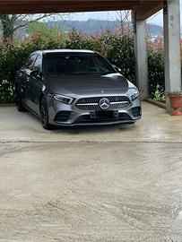 Mercedes benz A 180 d Automatic Premium AMG Night
