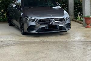 Mercedes benz A 180 d Automatic Premium AMG Night