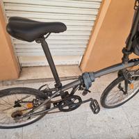 Bici pieghevole Fold 100 nera con accessori