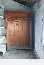armadio in legno senza ante