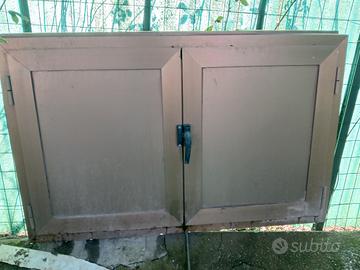 sportello in alluminio 