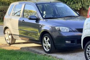 Mazda 2 , 1.2benzina, 2005 , Neopatentato