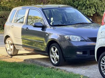 Mazda 2 , 1.2benzina, 2005 , Neopatentato