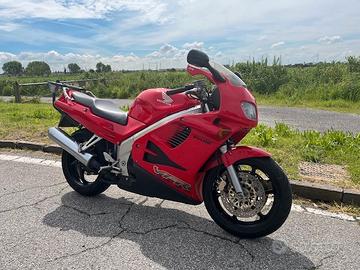 Honda VFR 750 - 1997