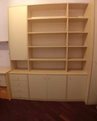 armadio libreria con scrivania 