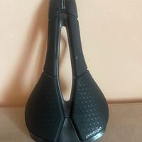 Sella Prologo Scratch M5 Pas Tirox nera nuova