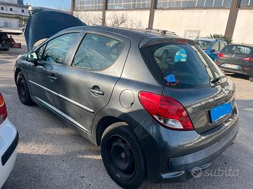 Peugeot 207 (2006) 1.4 8v 73Kw