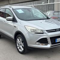 Ford Kuga 2.0 TDCI 163 CV 4WD Powershift Titanium