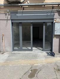 Immobile di 60 m² con 1 locale a Giugliano in Camp