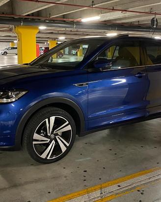 T-Cross R-Line Full Optiona Neopatentati 18” Led