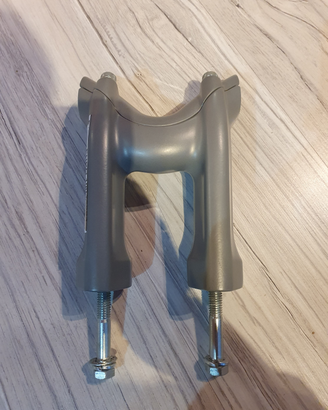 Raiser Grigi Harley-Davidson FXCW Rocker