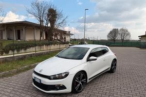 Volkswagen Scirocco 2.0 TDI Ok Neopatentati