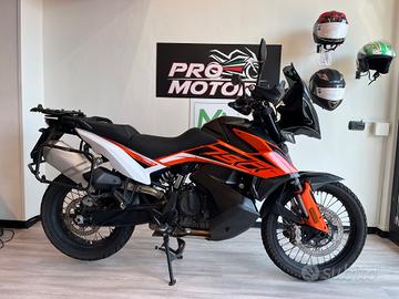 Ktm 790 Adventure con piastere e Bauletto 2019