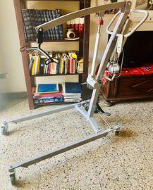 Sollevatore elettrico per disabili