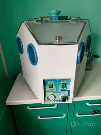 Attrezzature odontotecnico