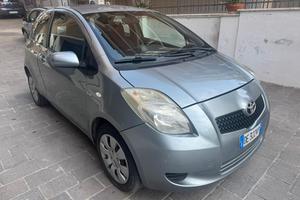 TOYOTA Yaris 1.4 D-4D 3 porte M-MT Sol