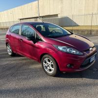 Ford fiesta 1.4 benzina gpl