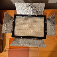 Faretto YONGNUO YN600 LED