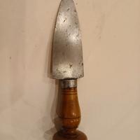 Antico coltello da formaggio x rompere forme