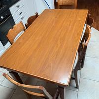 Tavolo + 6 sedie