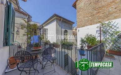 Bilocale con terrazzo a Piacenza