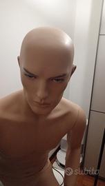 manichino uomo