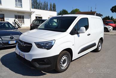 FIAT Doblo 1.5 Diesel 100CV 650kg Edition