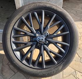 4 Cerchi in lega Toyota + gomme estive 215-50 r18