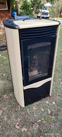 Termostufa pellet Nordica Extraflame  12 kW